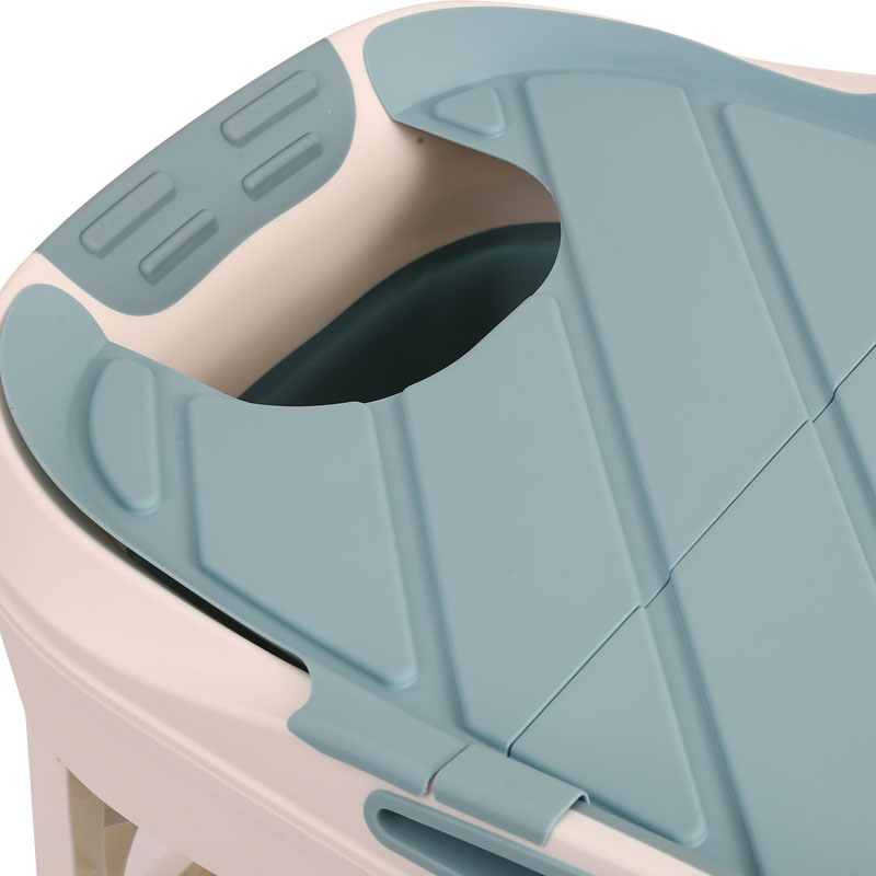 Household bath bucket
